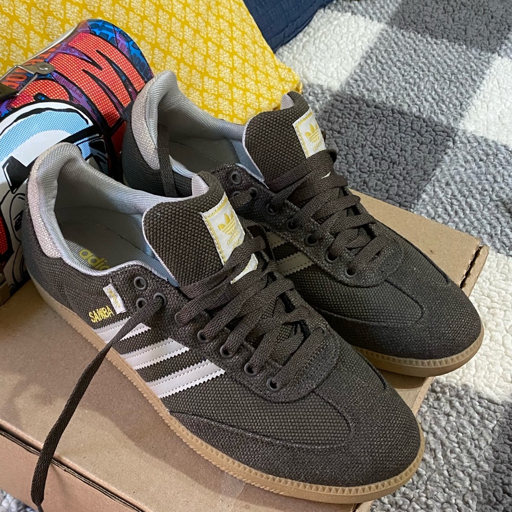 🔥 🔥 Adidas Samba Hemp Sneakers